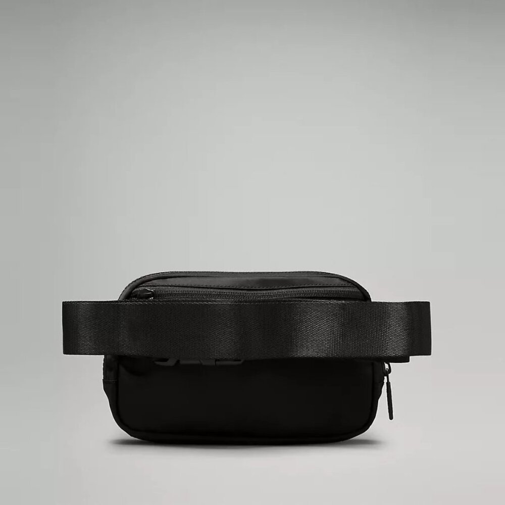 Lululemon Everywhere Belt Bag 1L NWT - Picture 2 of 13